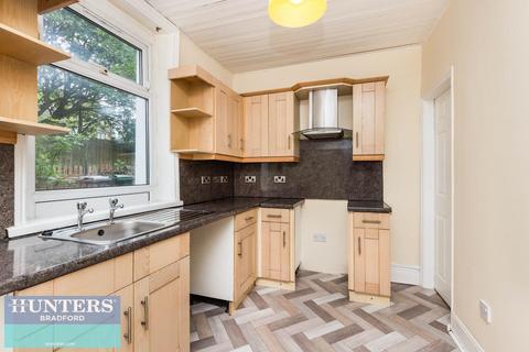65 Brompton Road, Bradford, BD4 7JD