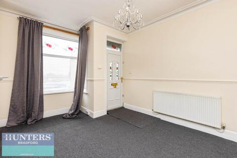 65 Brompton Road, Bradford, BD4 7JD