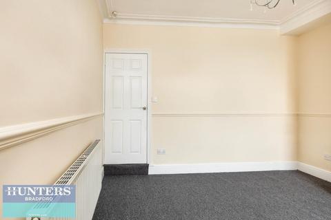 65 Brompton Road, Bradford, BD4 7JD