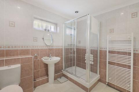 2 Correnden Road, Tonbridge, TN10 3AT