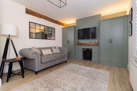 43 Downsway, Whyteleafe, CR3 0EW