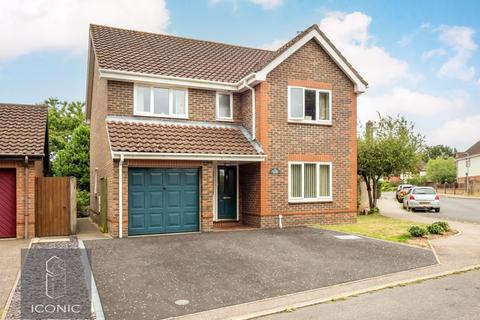 4 bedroom detached house for sale, Badgers Brook Road, Drayton, Norwich