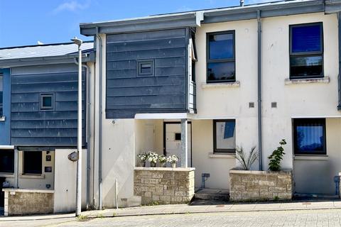 Bassett Walk, Truro FURNISHED