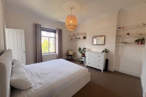 undefined, Golf Open 2026 - Part Street, Southport - Sleeps 8