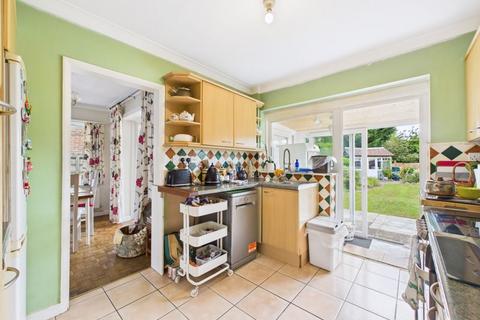 45 Essendene Road, Caterham, CR3 5PB