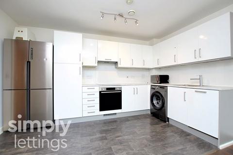 2 bedroom flat to rent, Suez Way, Brighton