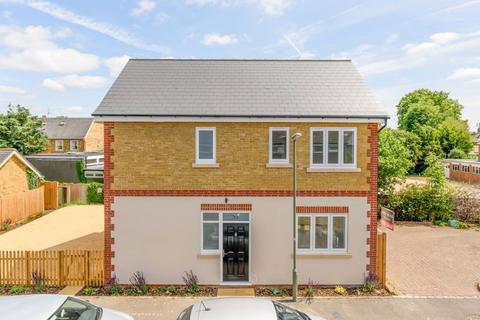 undefined, Primrose Road, Hersham