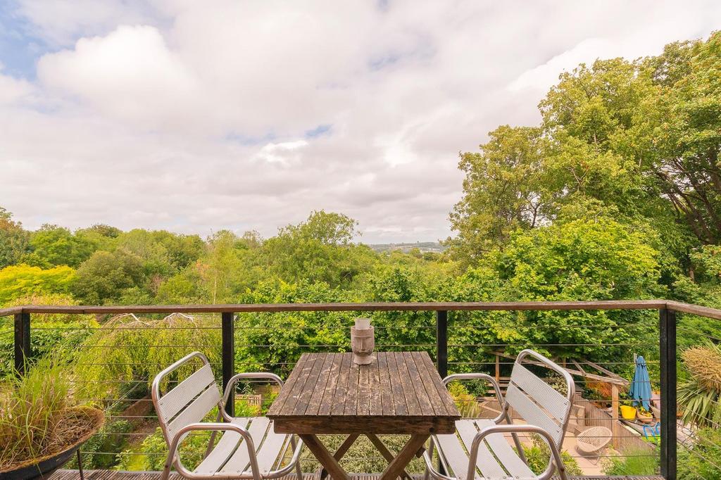 1 S5 R1 KE - Balcony A.jpg