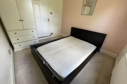 undefined, Victoria Road, Uxbridge, UB8