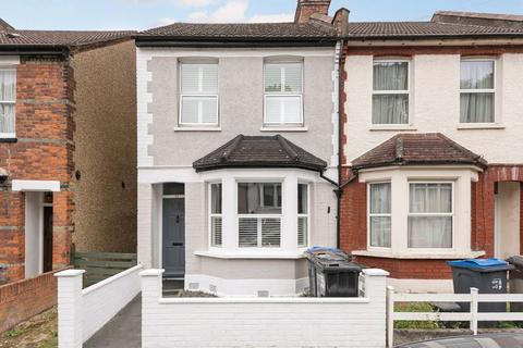 2 bedroom end of terrace house for sale, Churchill Road, South Croydon