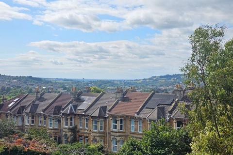 2 bedroom flat for sale, Devonshire Buildings, Bear Flat, Bath