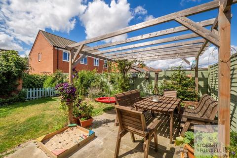 4 bedroom detached house for sale, Bartram Close, Wymondham NR18