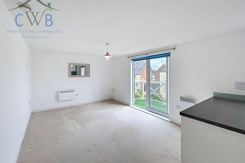 2 bedroom flat for sale, Alisander Close, Snodland, ME6
