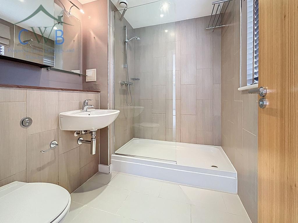 Ensuite shower room