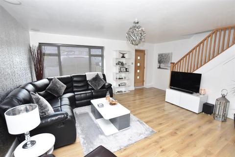 undefined, The Weald, Canvey Island SS8