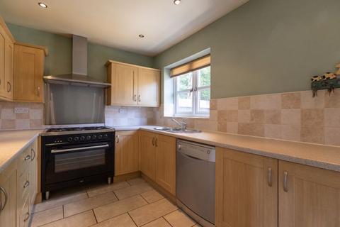 5 bedroom detached house for sale, Chapel Gardens, Wrexham