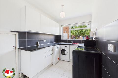 undefined, Overbrook Close, Gloucester, GL4