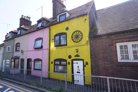 3 bedroom terraced house for sale, West Wycombe Road, High Wycombe HP12