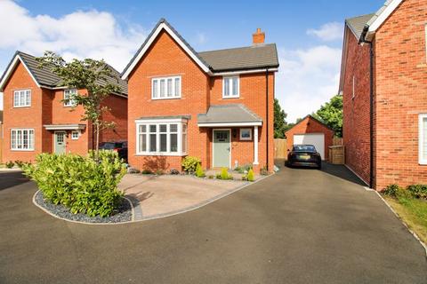 4 bedroom detached house for sale, Blackbird Gardens, Langford SG18
