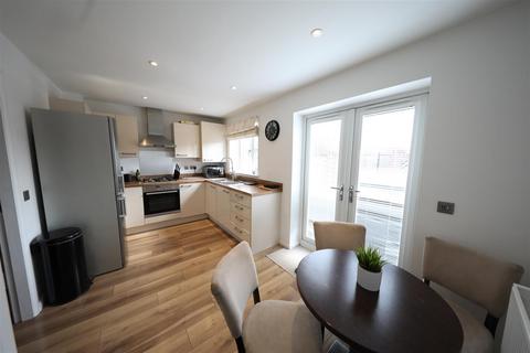 63 Attringham Park, Hull, HU7 3GL