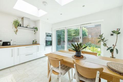 3 bedroom end of terrace house for sale, Fieldfare Road, Oxford