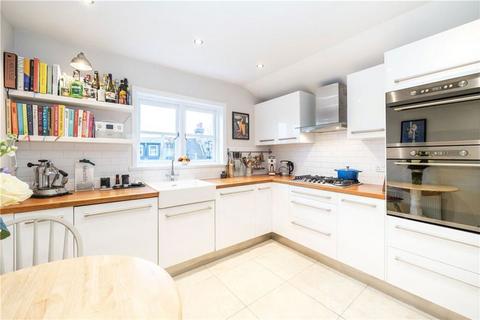 2 bedroom flat for sale, Endymion Road, London SW2