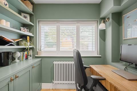 65 Westgate Road, Beckenham, BR3 5TR