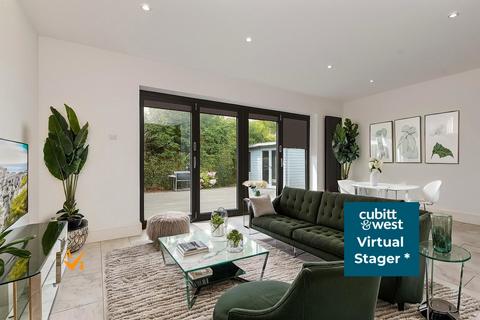 undefined, Daymerslea Ridge, Leatherhead, Surrey