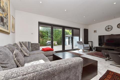 undefined, Daymerslea Ridge, Leatherhead, Surrey