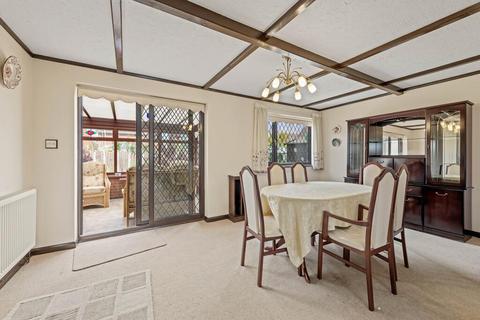 2 bedroom detached bungalow for sale, Ivesdyke Close, Leverington, Wisbech, Cambridgeshire, PE13 5EQ