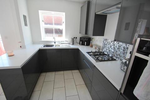 3 bedroom end of terrace house for sale, Wolverton, Milton Keynes MK12
