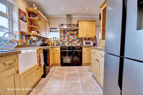 58 Ashby Road, Braunston, Daventry, NN11 7HE