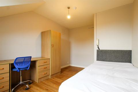 1 bedroom in a house share to rent, East Road, Cambridge CB1