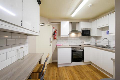 1 bedroom in a house share to rent, East Road, Cambridge CB1