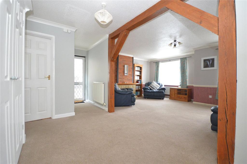 Sitting Room/Hall