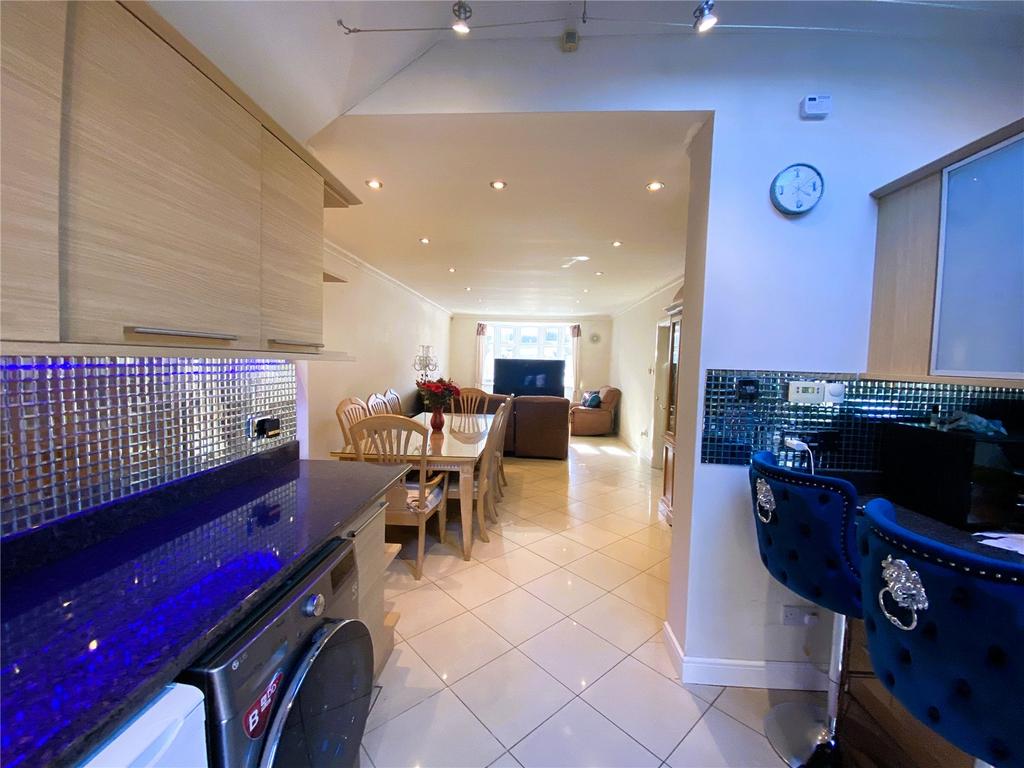 Kitchen (1)