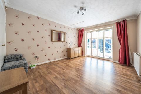 4 bedroom detached house for sale, Huntercombe Lane North, Slough, Buckinghamshire