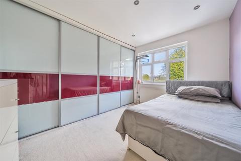 undefined, Ravenswood Crescent, Harrow, Middlesex