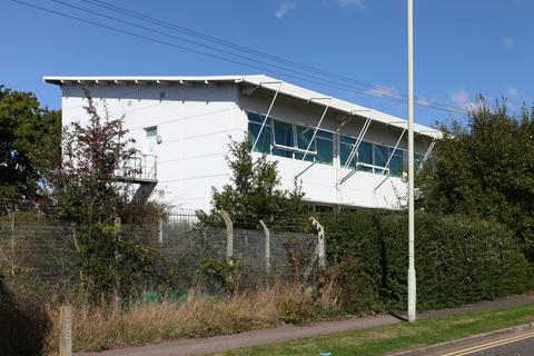 Warehouse to rent, Long Barrow Way Ashford TN24 0GA