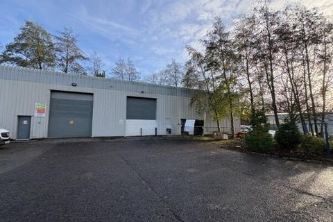 Warehouse to rent, Bower Street St Oldham OL1 3LN