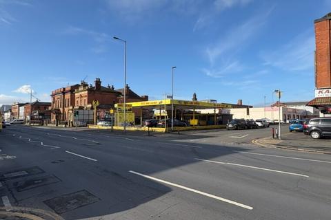 Mixed use for sale, 111 Cheetham Hill Rd Manchester M8 8LW