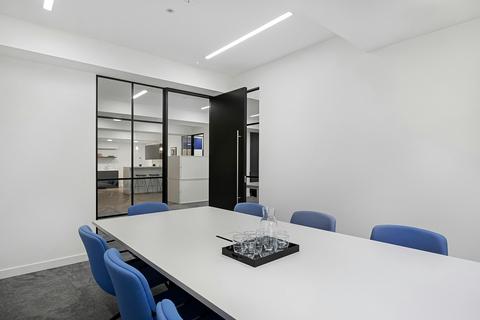 Office to rent, 36-40 Jermyn St London SW1Y 6DS