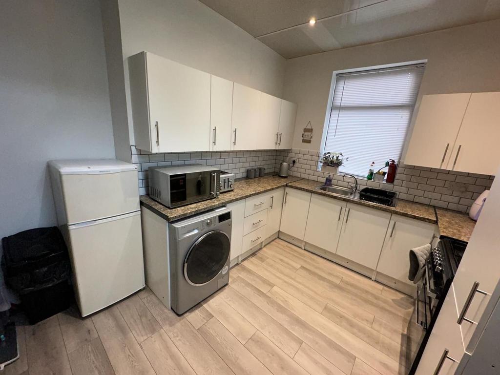 House in Sheffield - View 4