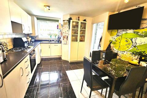 undefined, Fallowfield Gardens, Bradford, BD4