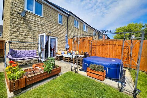 undefined, Fallowfield Gardens, Bradford, BD4