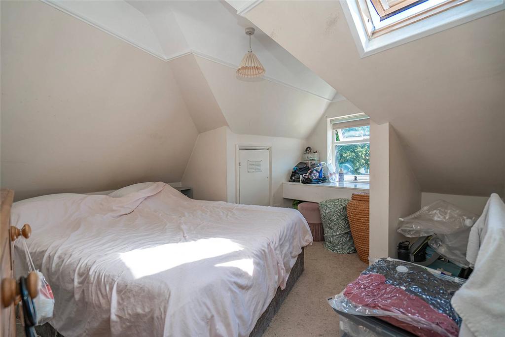 Flat 5 Bedroom