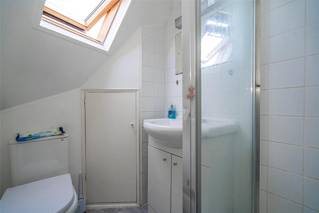Flat 5t Shower Room