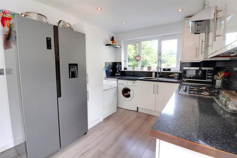 7 Langleigh Park, Ilfracombe, EX34 8RA