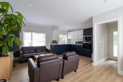 2 bedroom maisonette for sale, Station Road, Amersham, Bucks, HP7