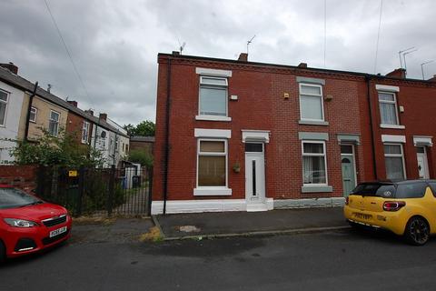 2 bedroom end of terrace house for sale, Fitzroy Street, Greater Manchester OL7